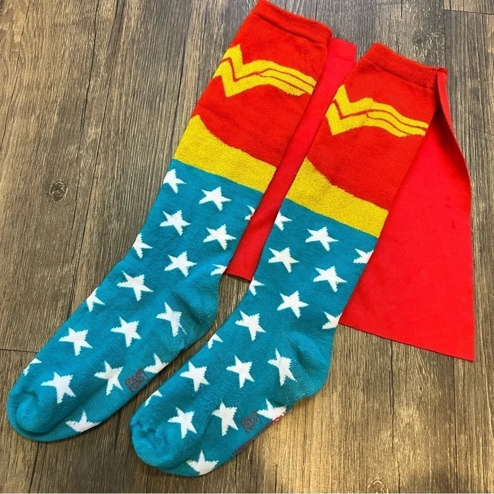 Holiday Wonder Woman Superhero Adult Knee High Cape Sock Festive Costplay M